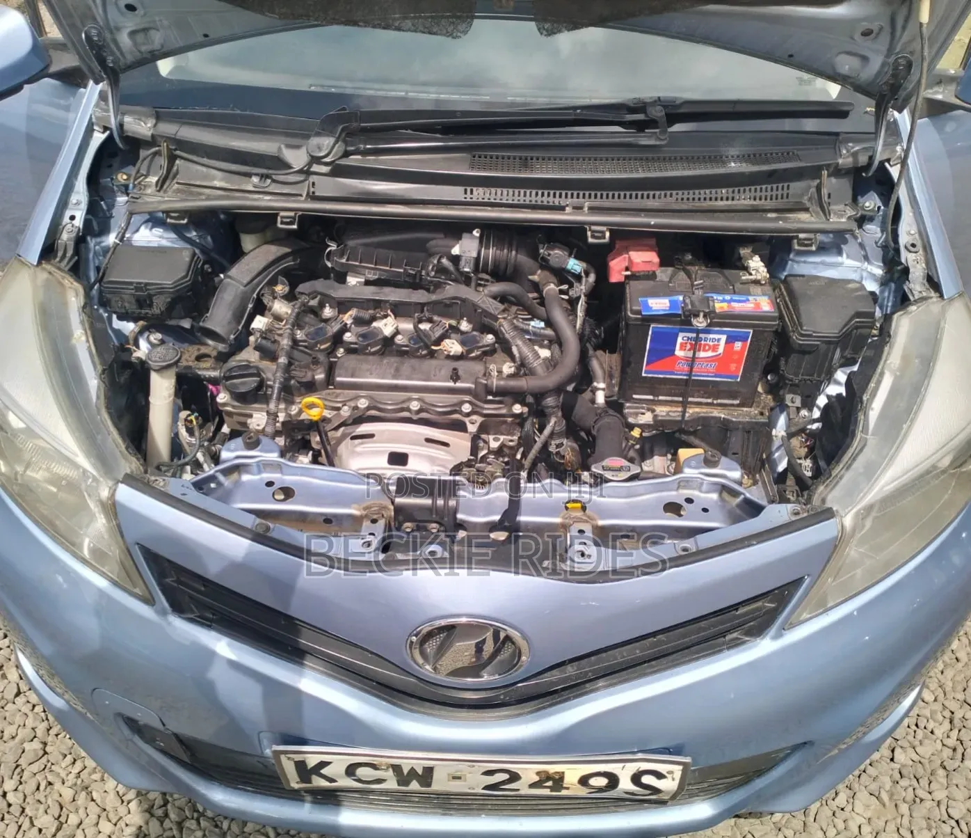 Toyota Vitz 2013 Blue