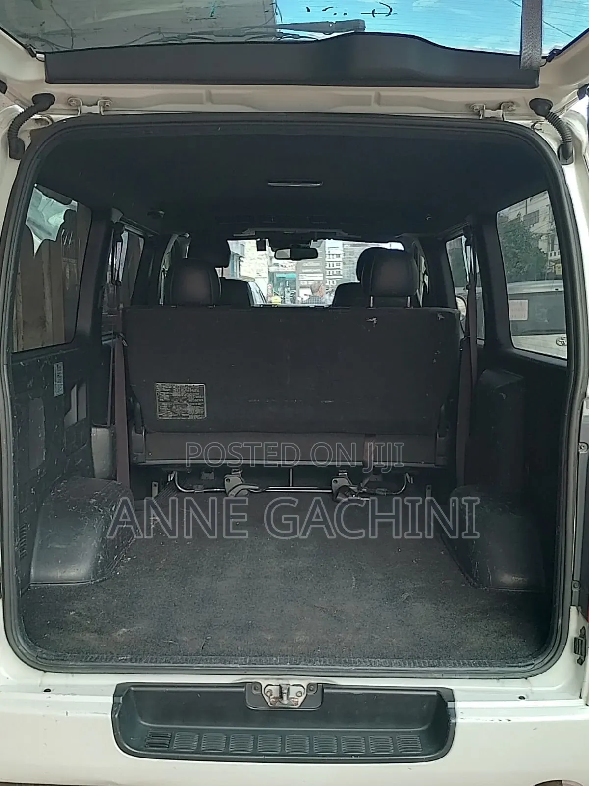 Toyota HiAce 2020 Silver