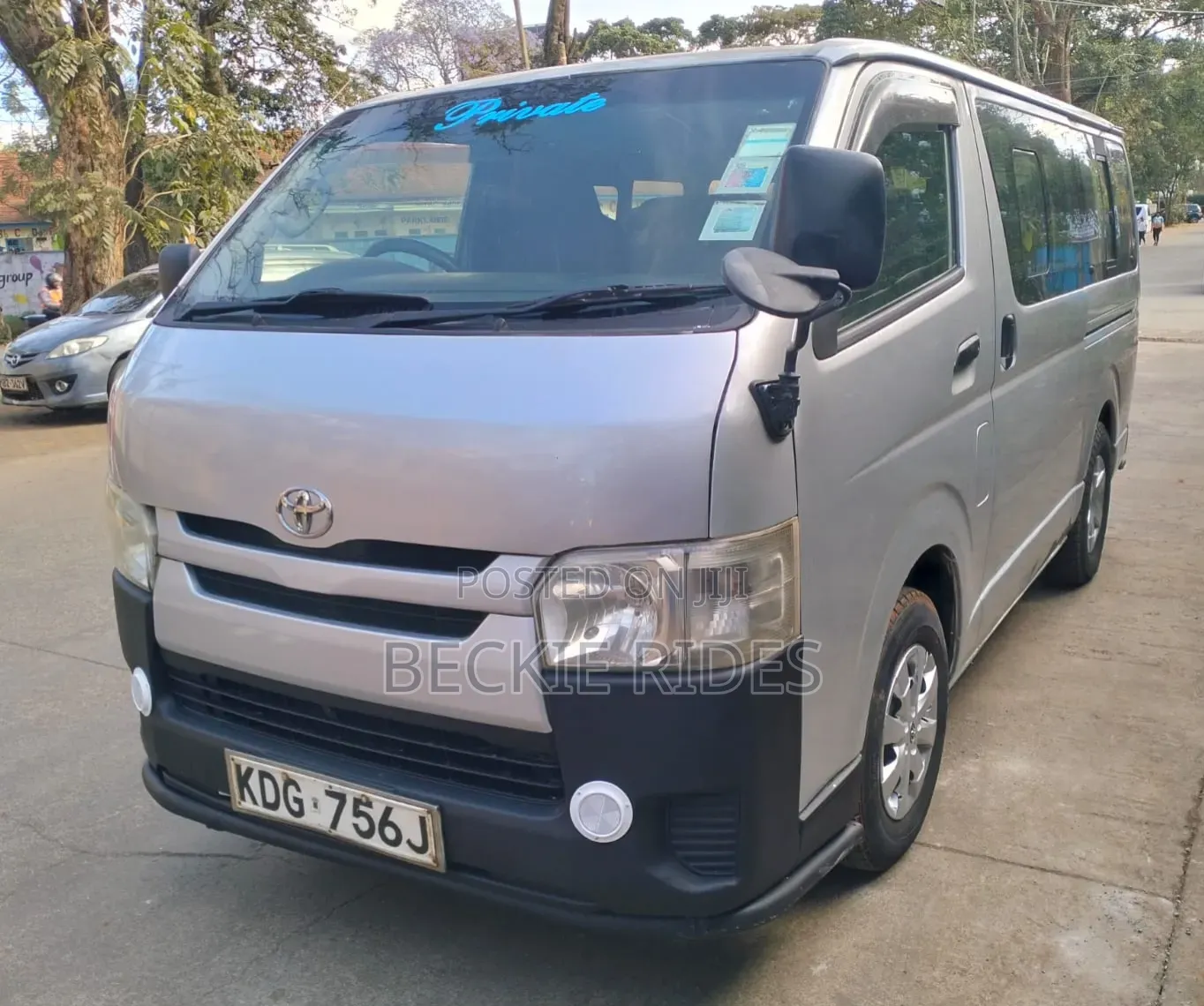 Toyota HiAce 2014 White
