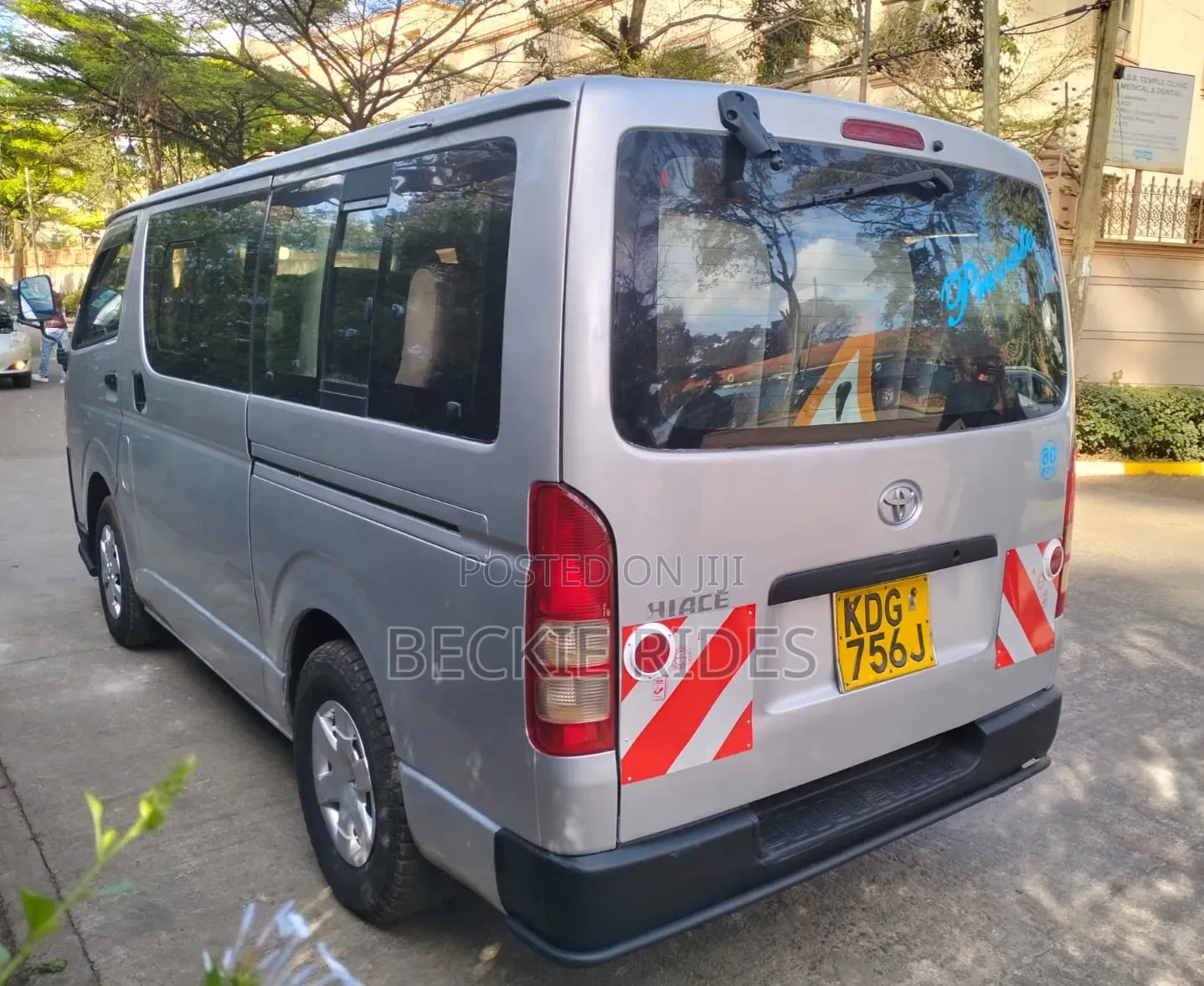 Toyota HiAce 2014 White