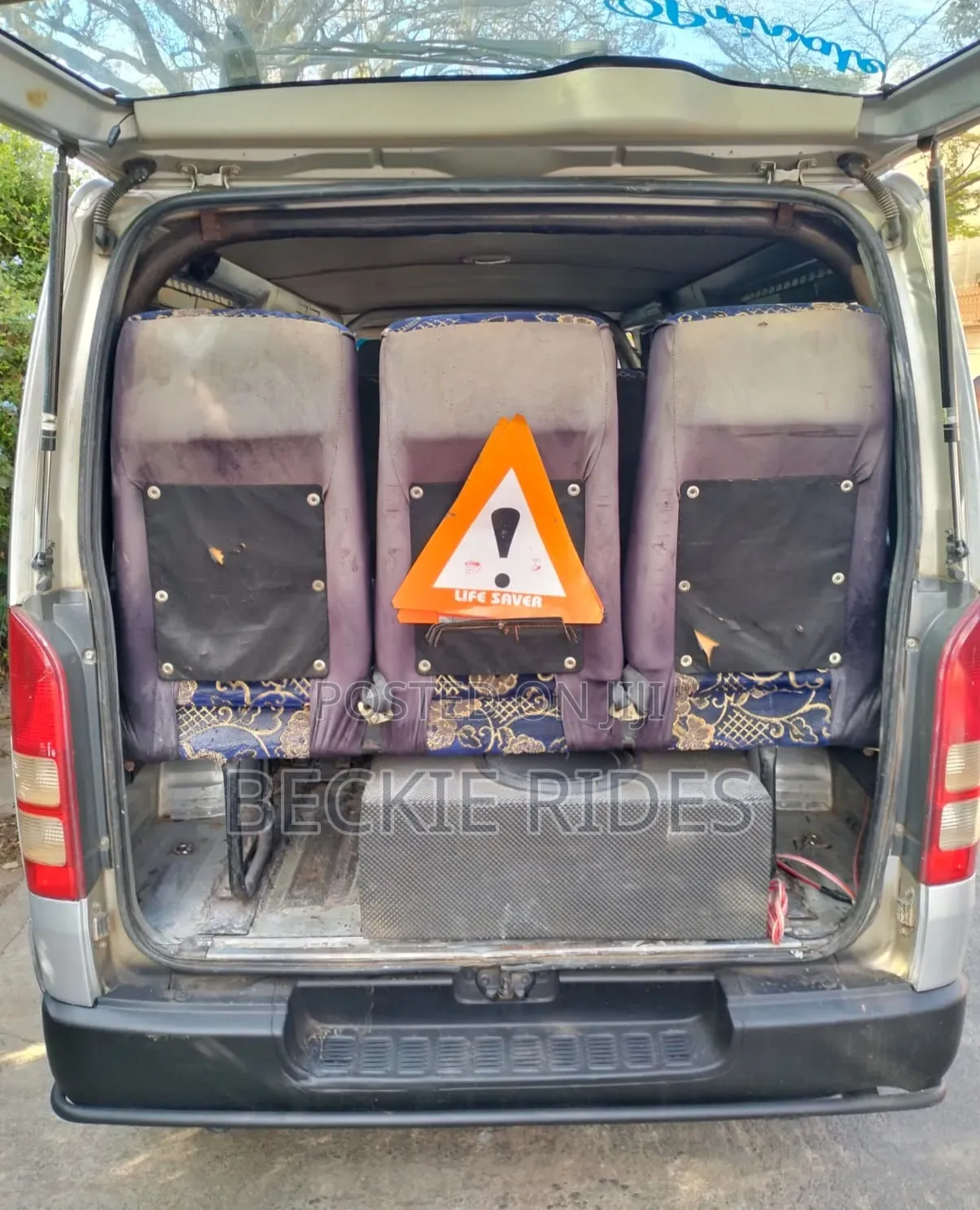 Toyota HiAce 2014 White