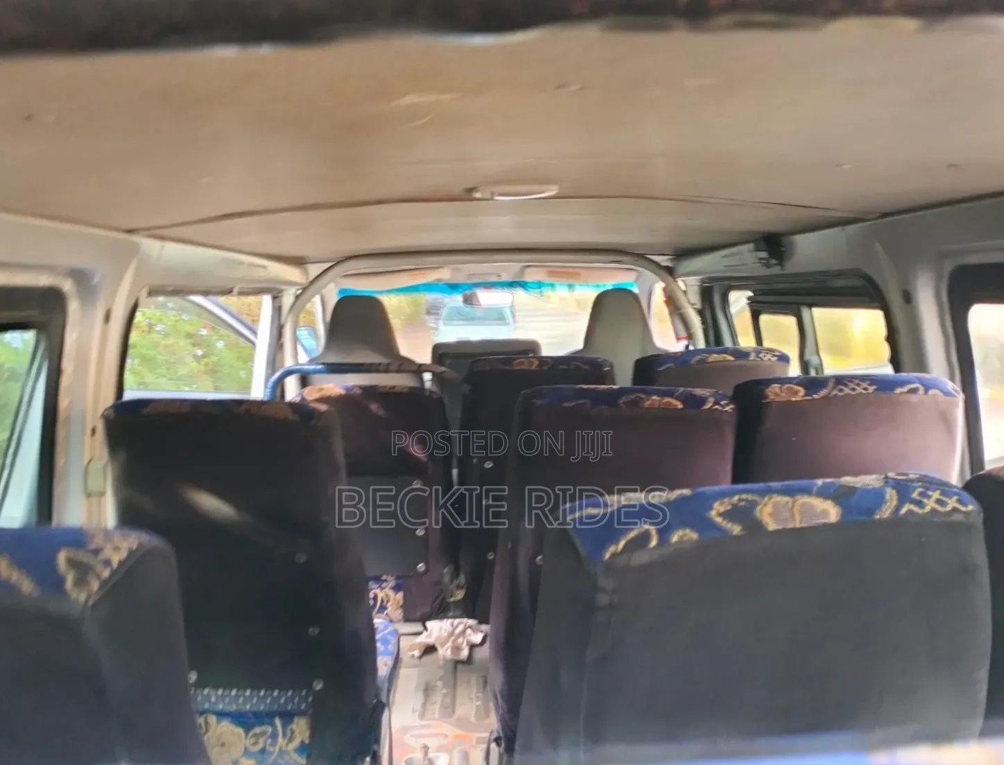 Toyota HiAce 2014 White
