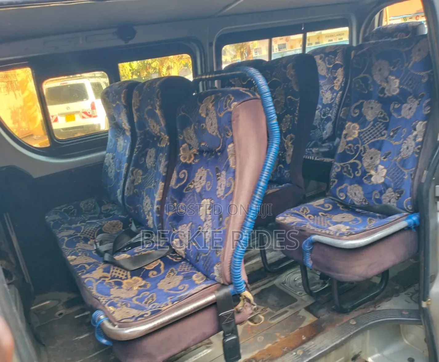 Toyota HiAce 2014 White