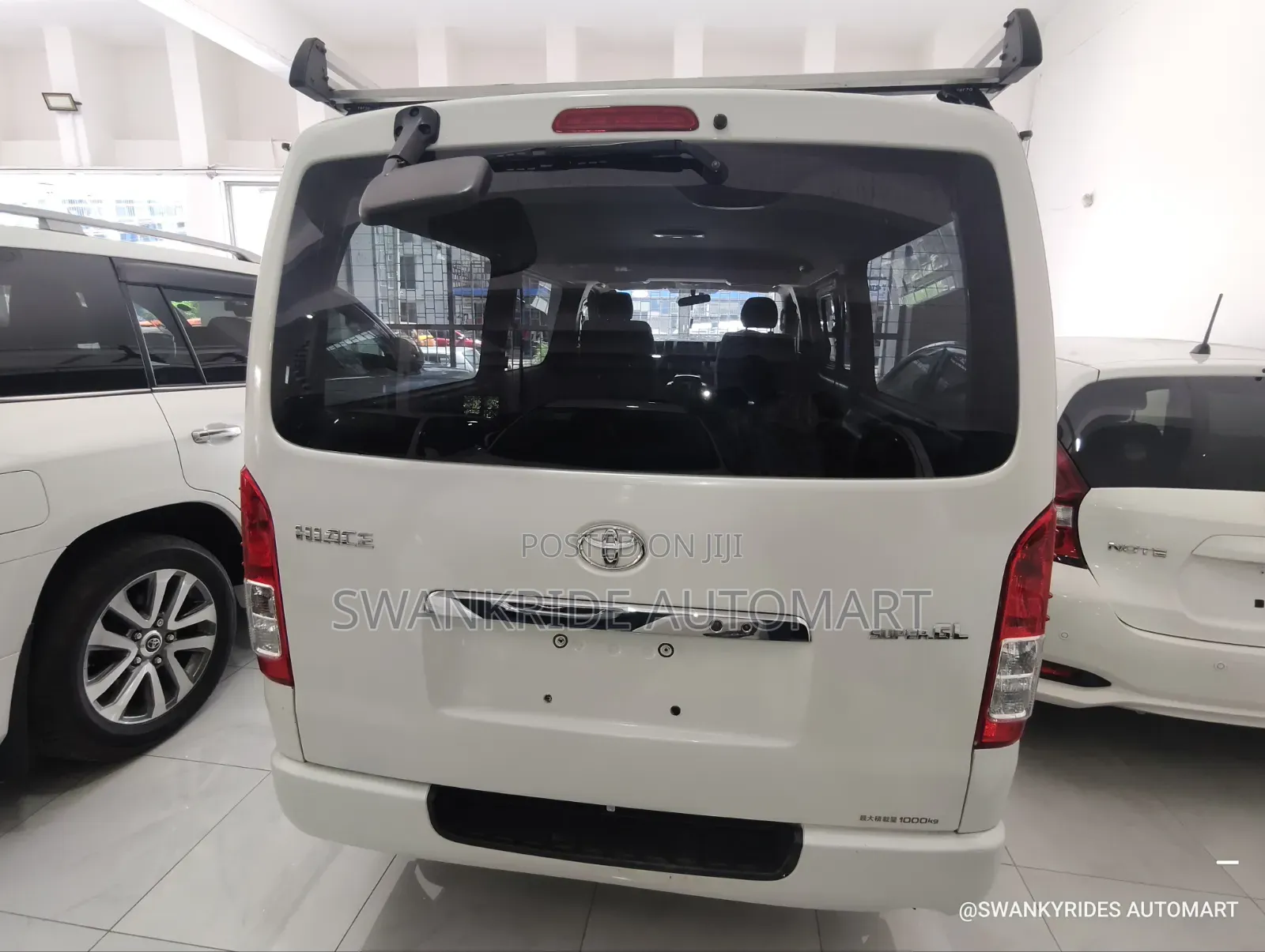 Toyota HiAce 2020 White