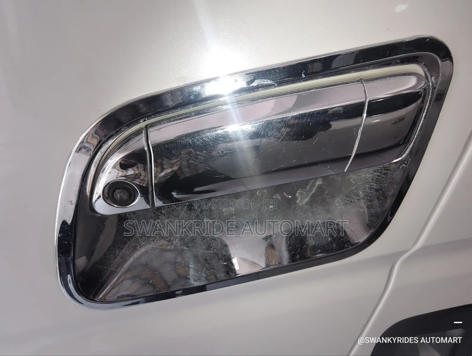 Toyota HiAce 2020 White