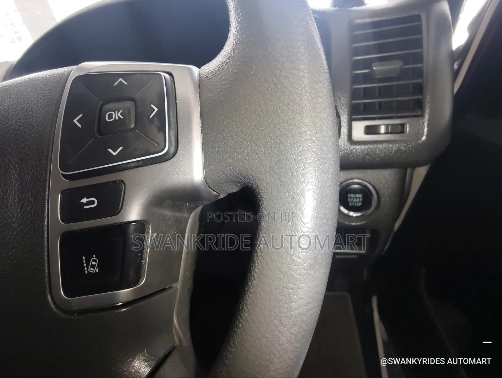 Toyota HiAce 2020 White