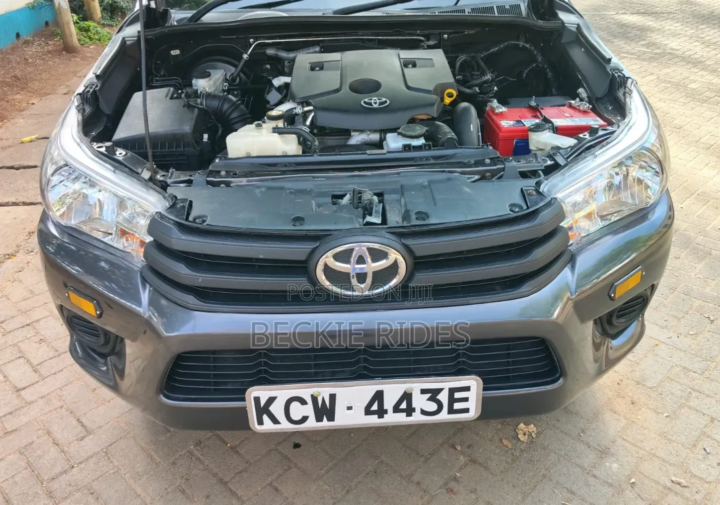 Toyota Hilux 2019 Gray