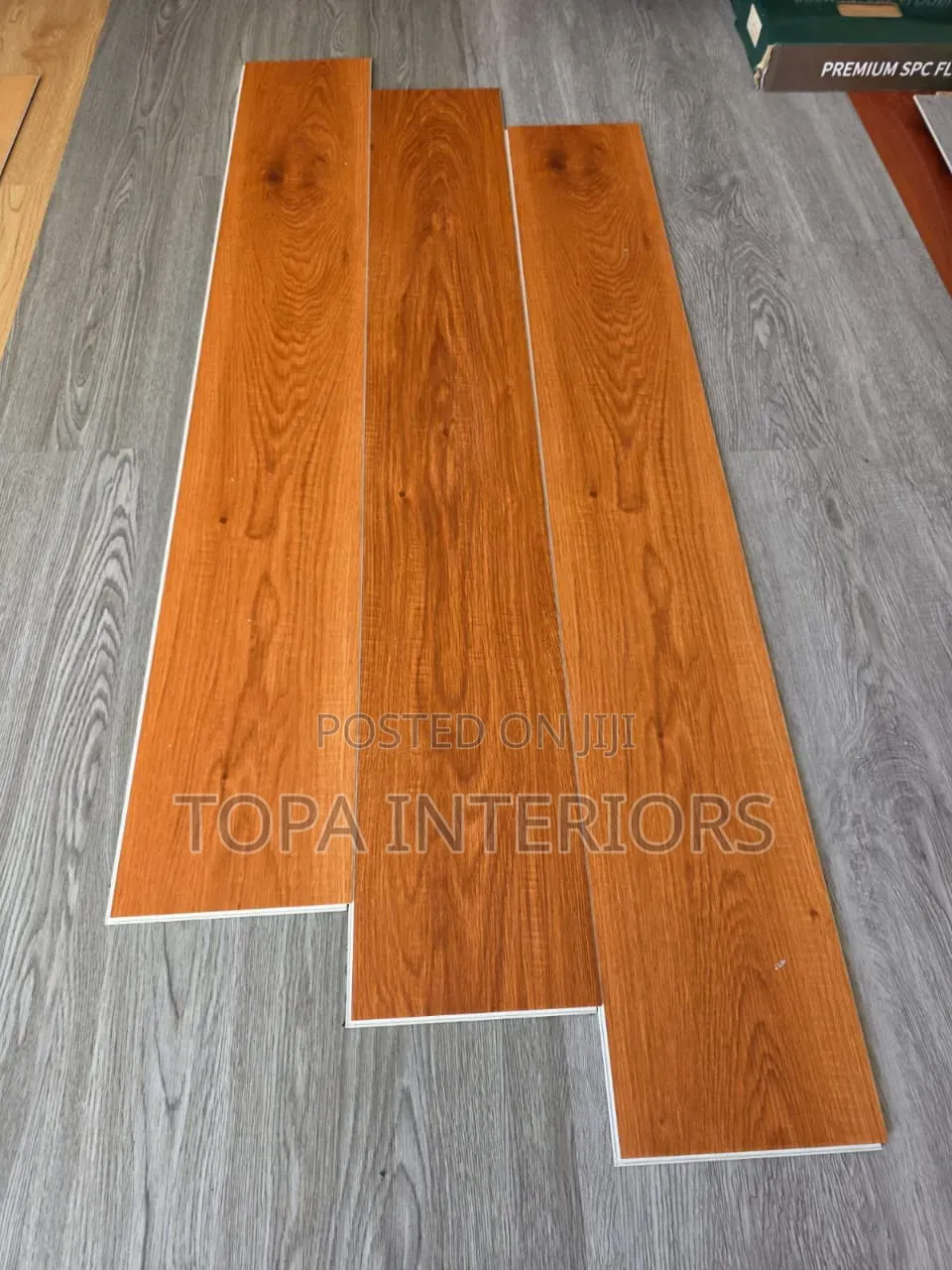 Laminate Flooring SPC Vinyl Waterproof Floor Tiles