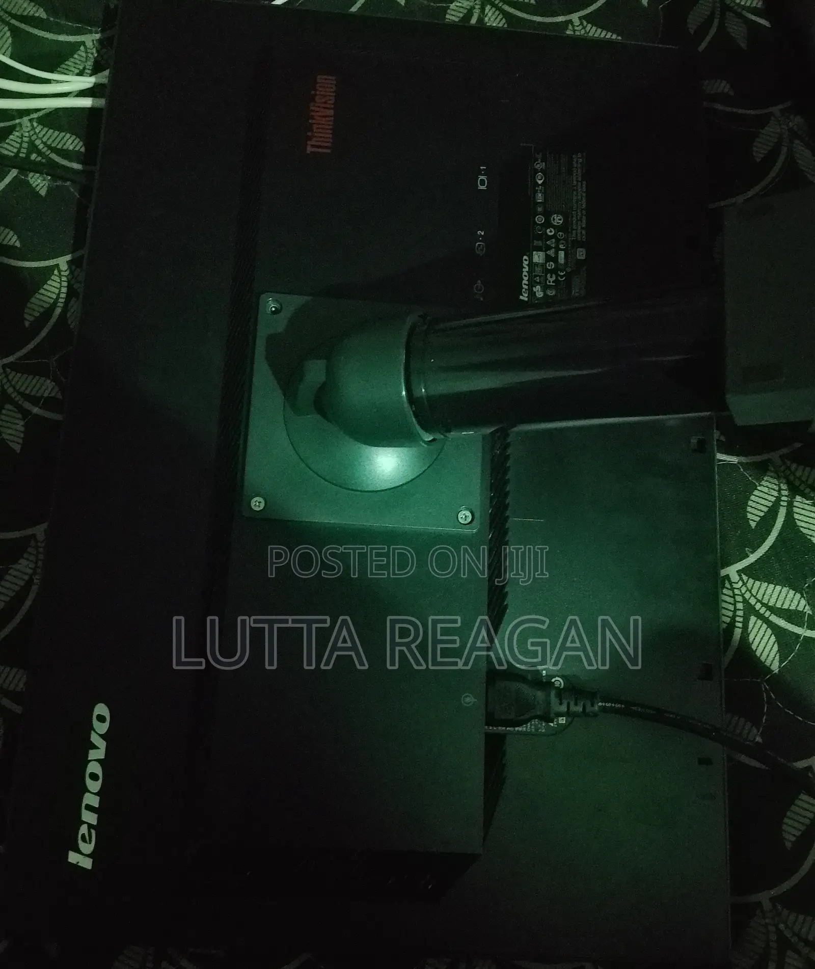 Lenovo Monitor