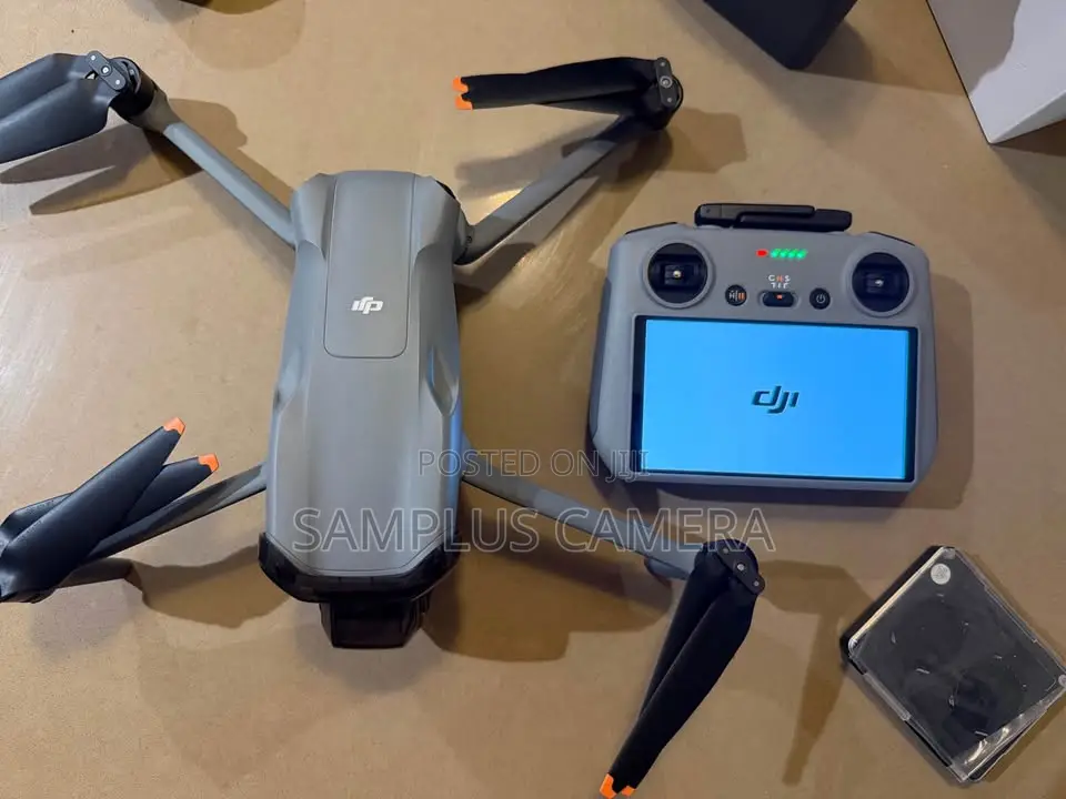 DJI Air 3 Fly More Combo
