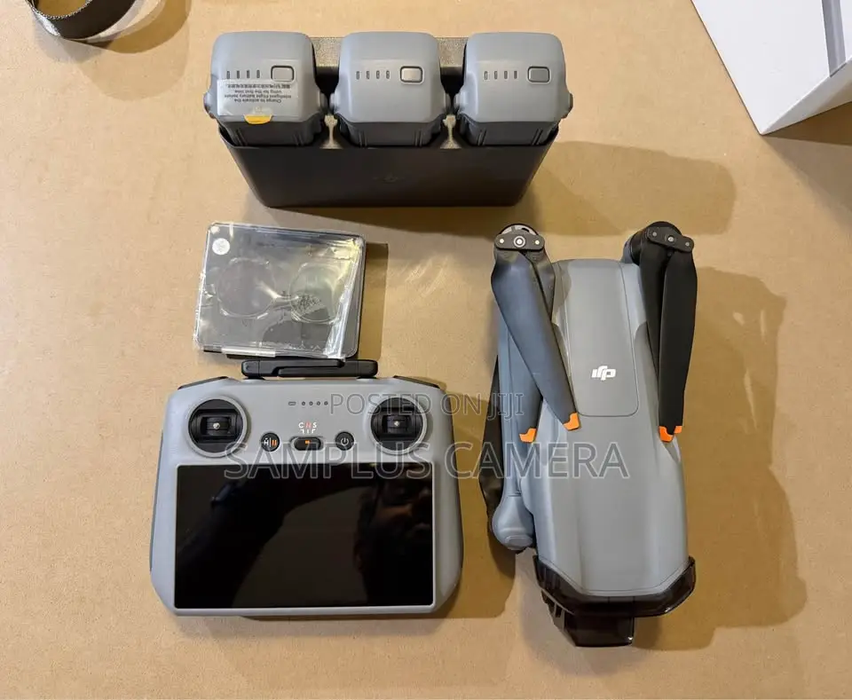 DJI Air 3 Fly More Combo