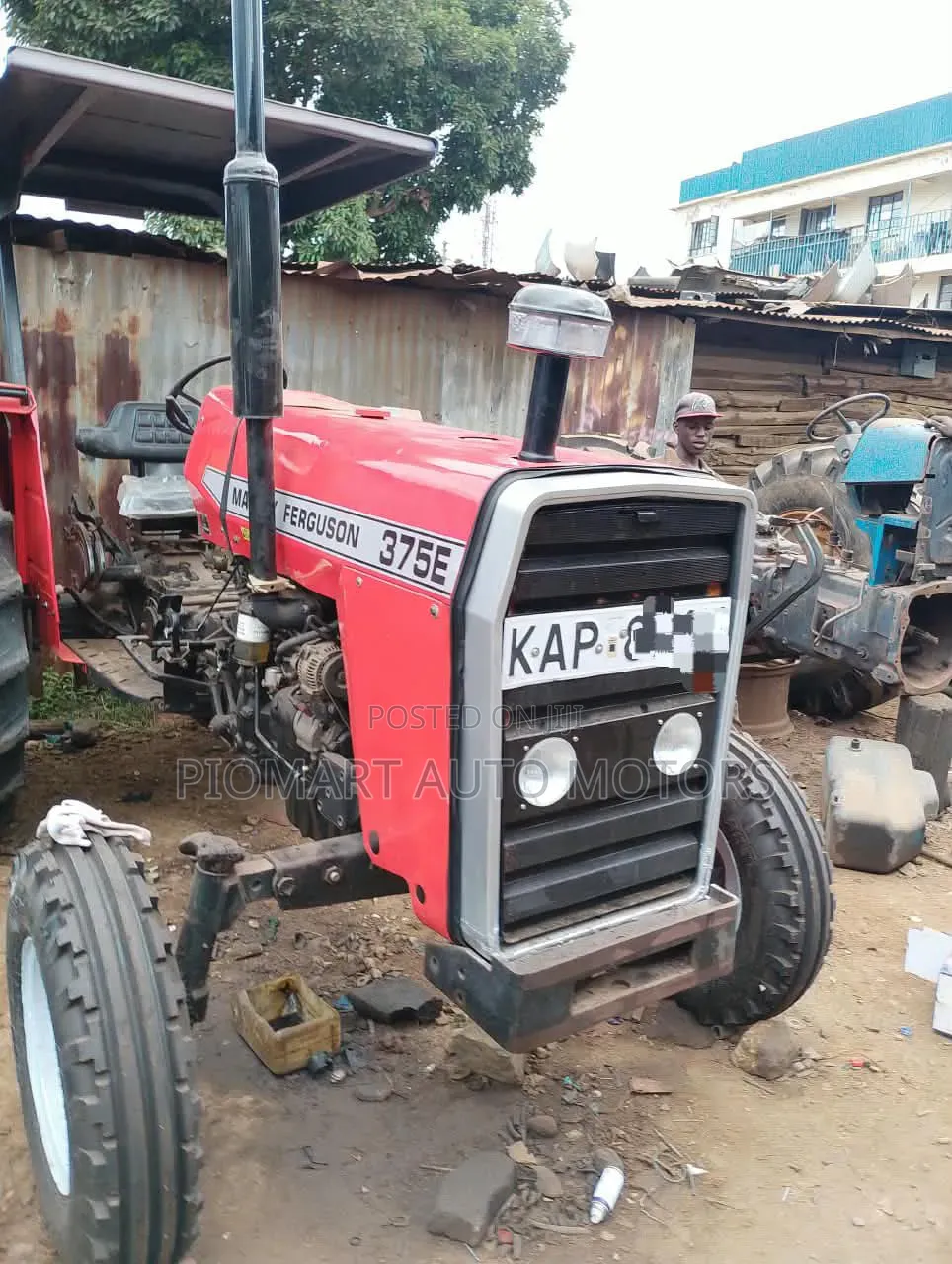 Tractor Massey Ferguson 375E P/Steering