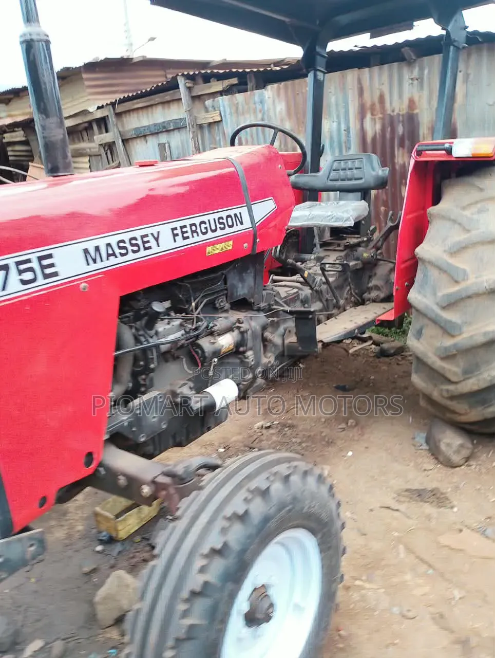 Tractor Massey Ferguson 375E P/Steering
