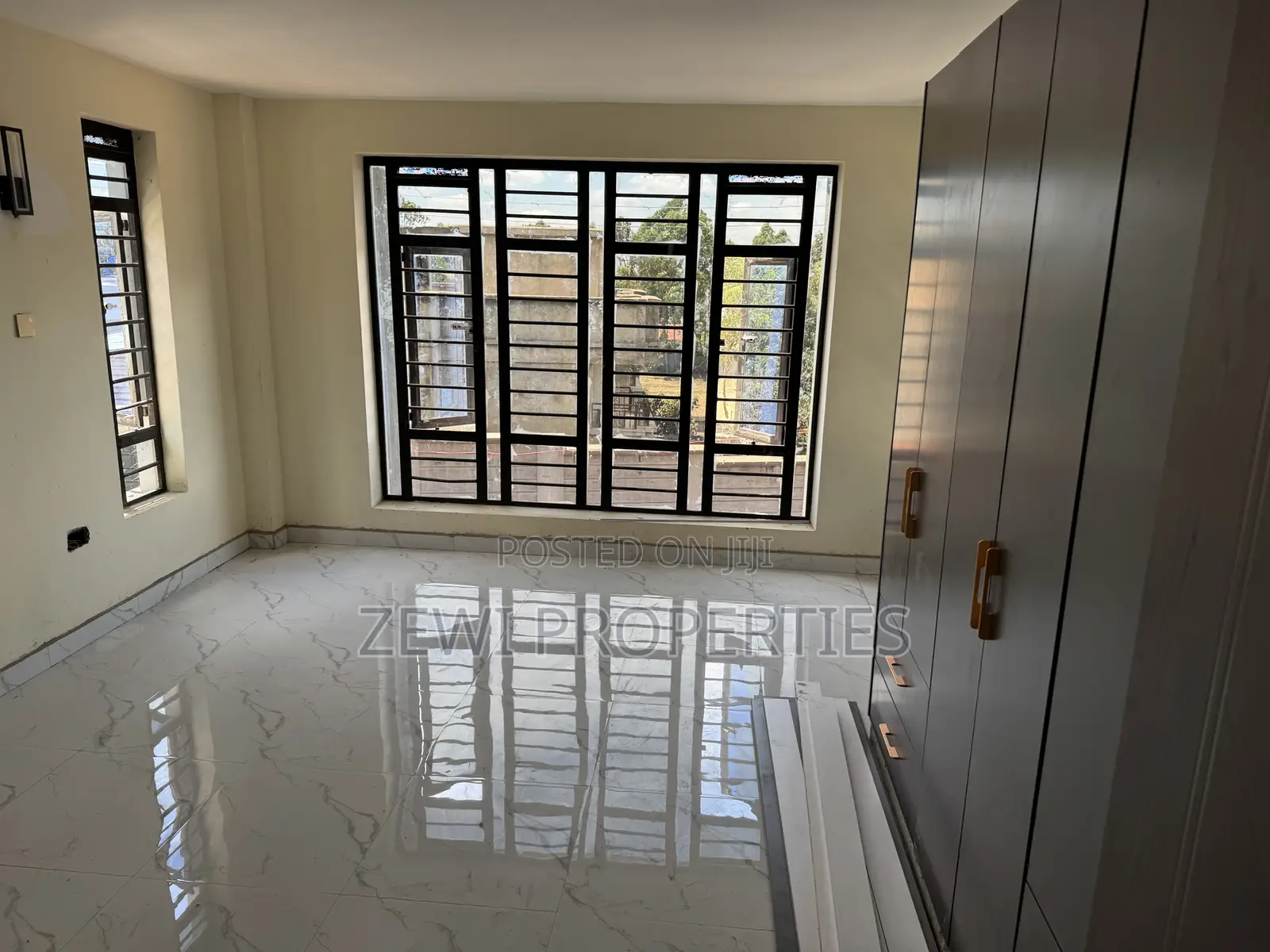 4bdrm Maisonette in Kibiku for sale