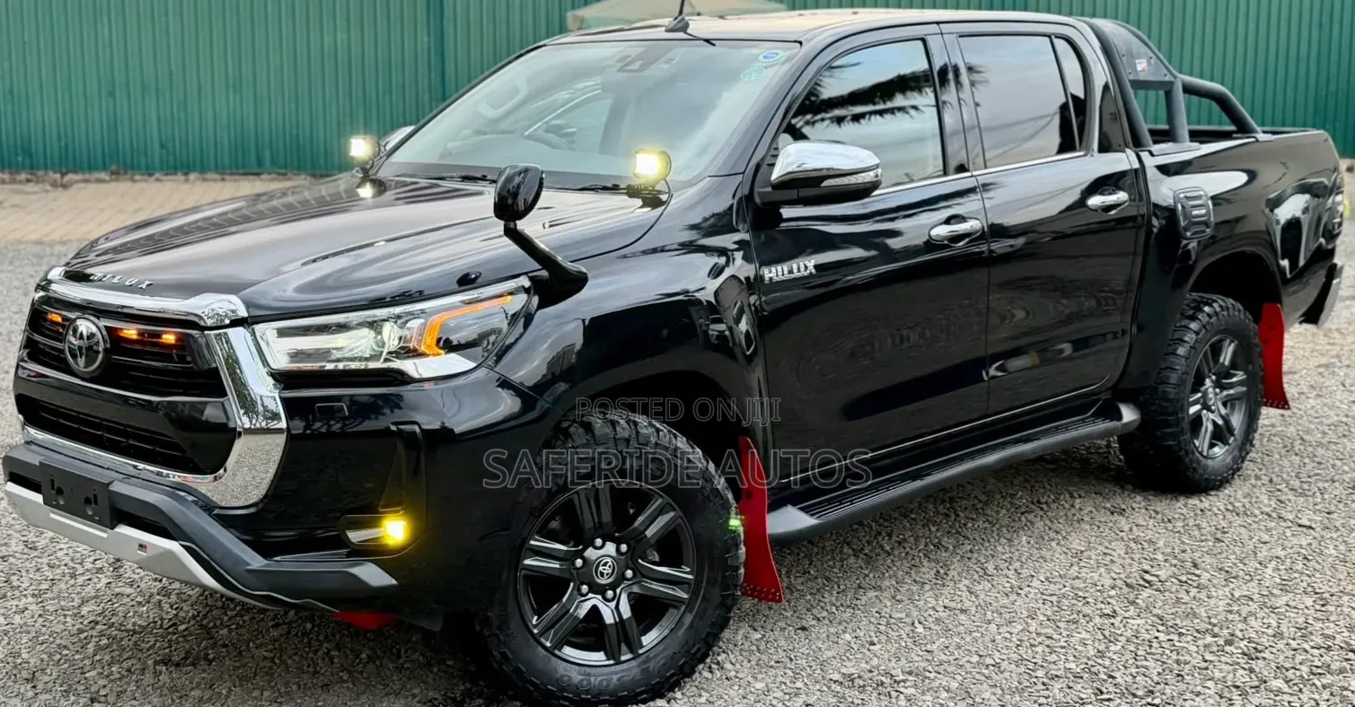 Toyota Hilux 2.4 Diesel 2020 Black