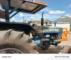 Tractor Ford 5000 2wd