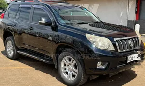 Toyota Land Cruiser Prado 2011 Black