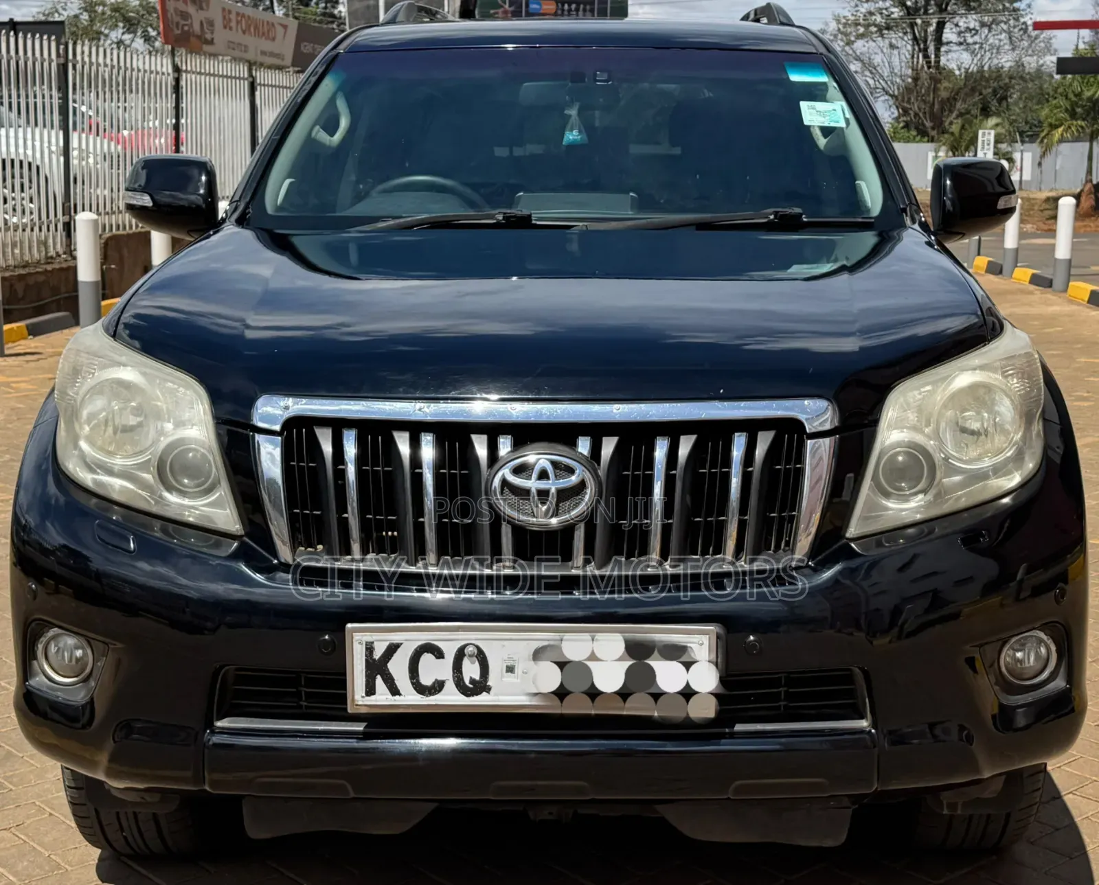 Toyota Land Cruiser Prado 2011 Black