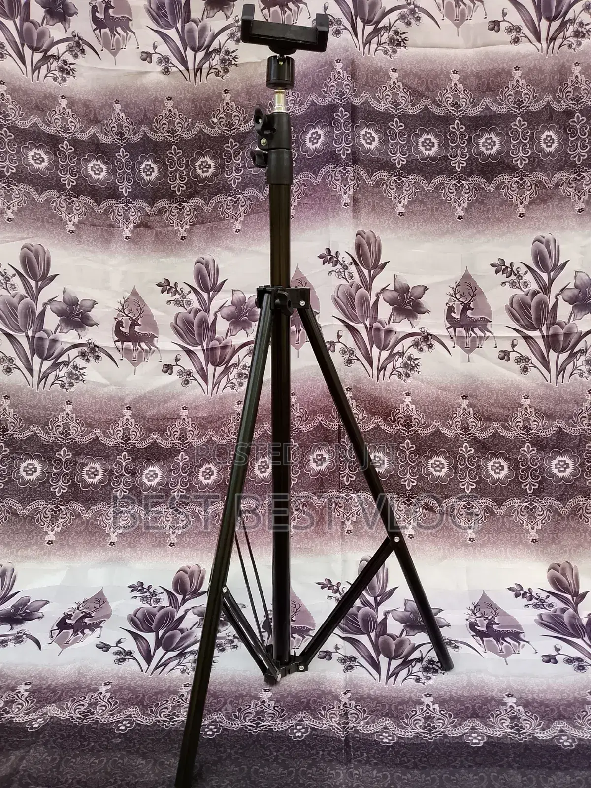 [Discounted] Tripod Stand With Phone Holder. Ringlights. Adjustable