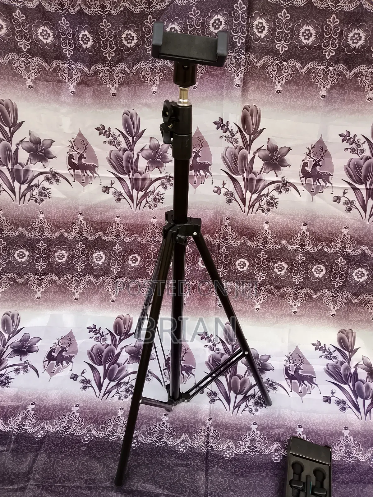 [Discounted] Tripod Stand With Phone Holder. Ringlights. Adjustable