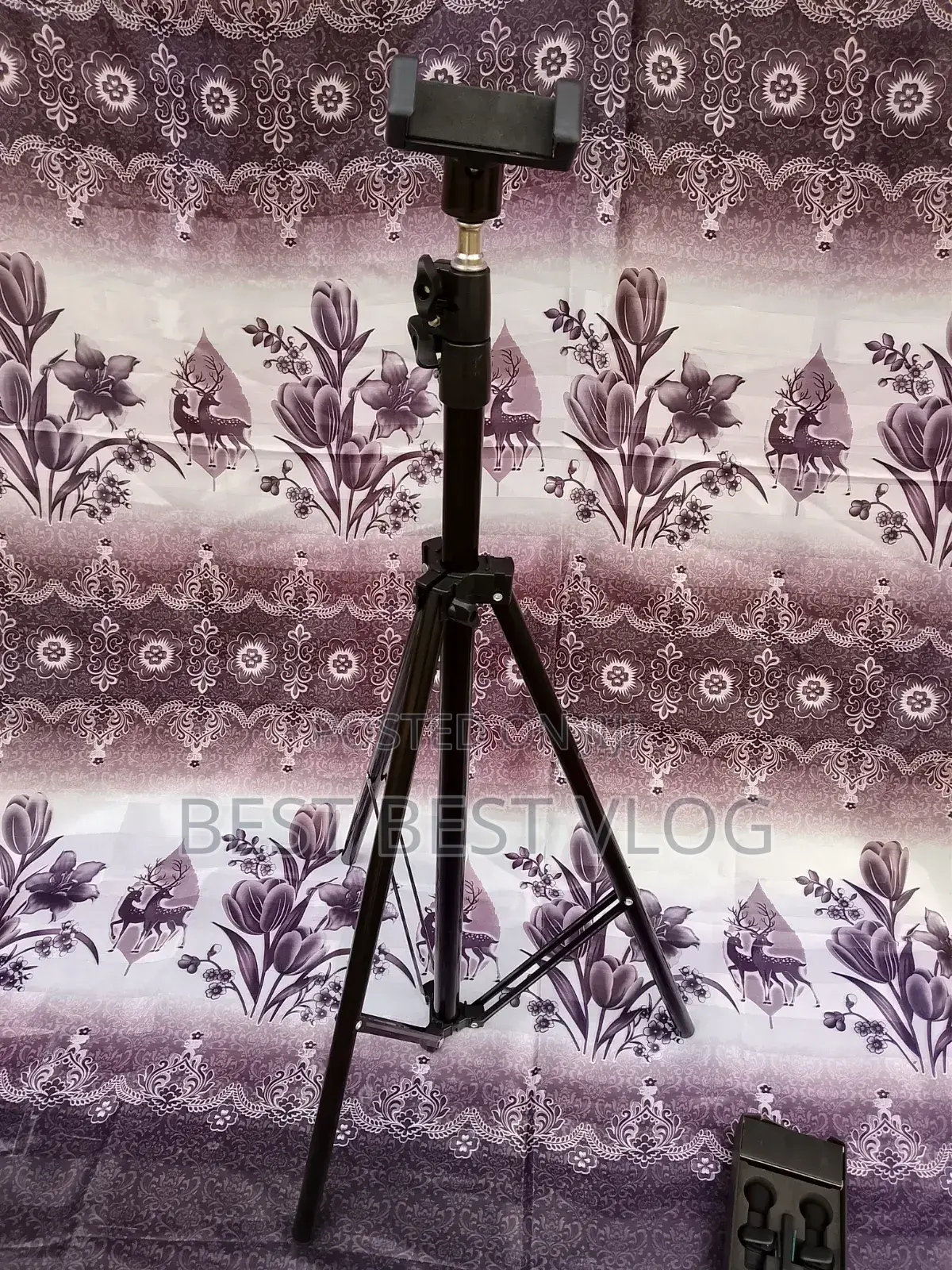 [Discounted] Tripod Stand With Phone Holder. Ringlights. Adjustable