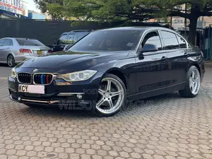 BMW 320i 2013 Blue