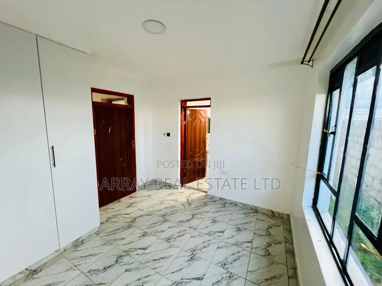 3bdrm Bungalow in Kalimoni for sale