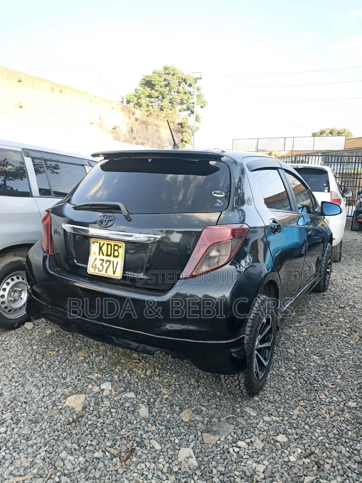 Toyota Vitz 2013 Black