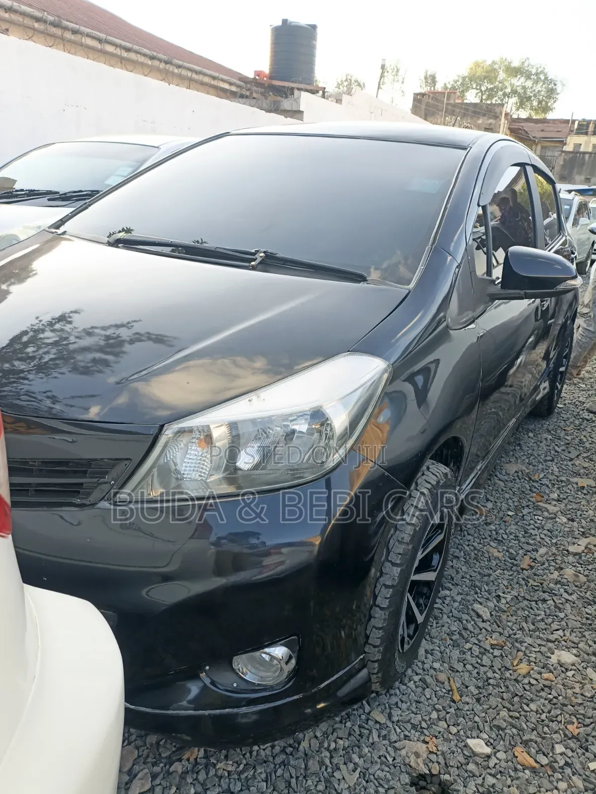 Toyota Vitz 2013 Black