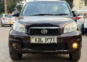 Toyota Rush 2015 Maroon