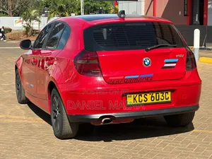 BMW 116i 2011 Red