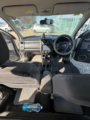 Mazda Verisa 2014 White