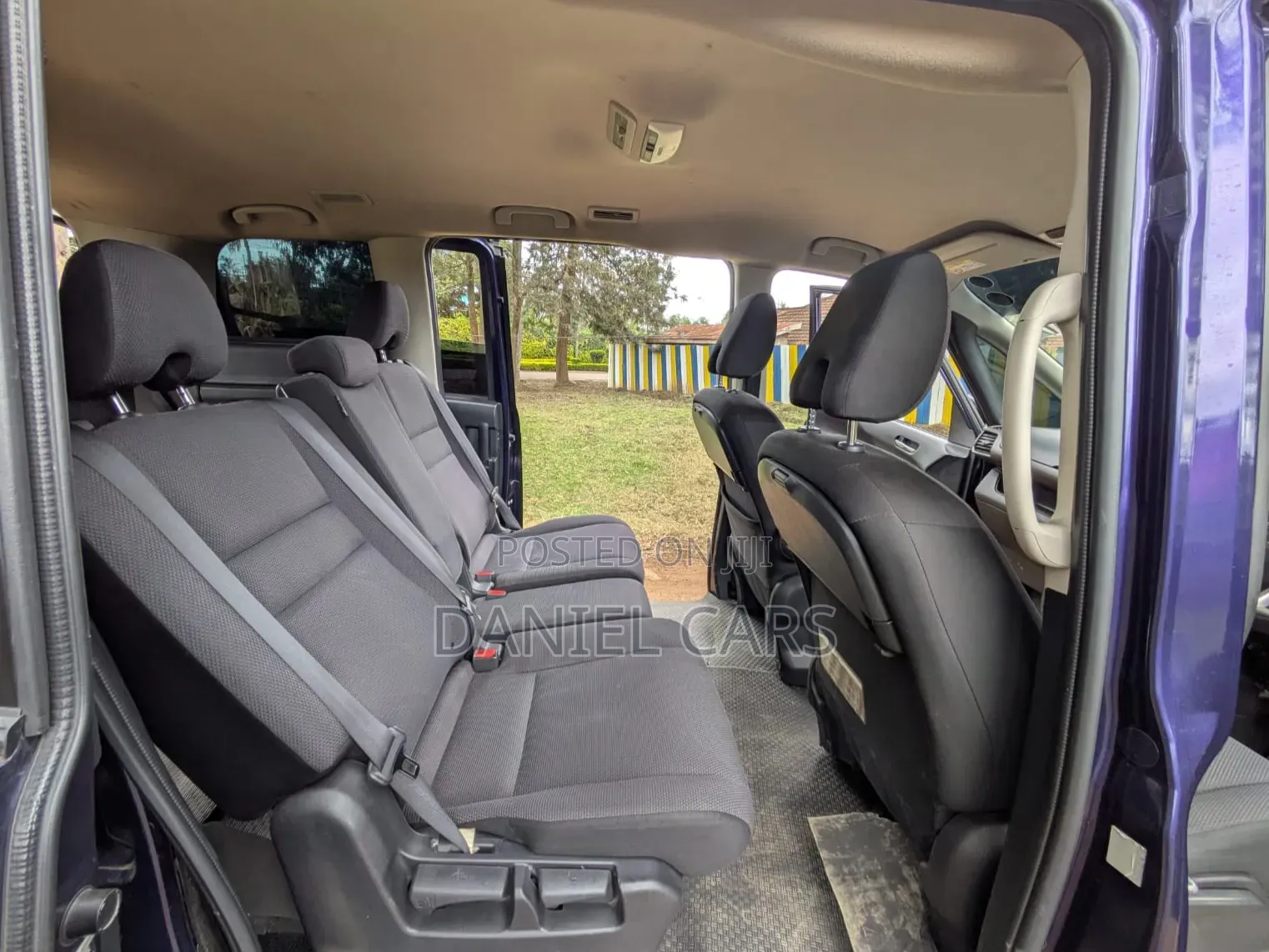 Nissan Serena 2017 Blue