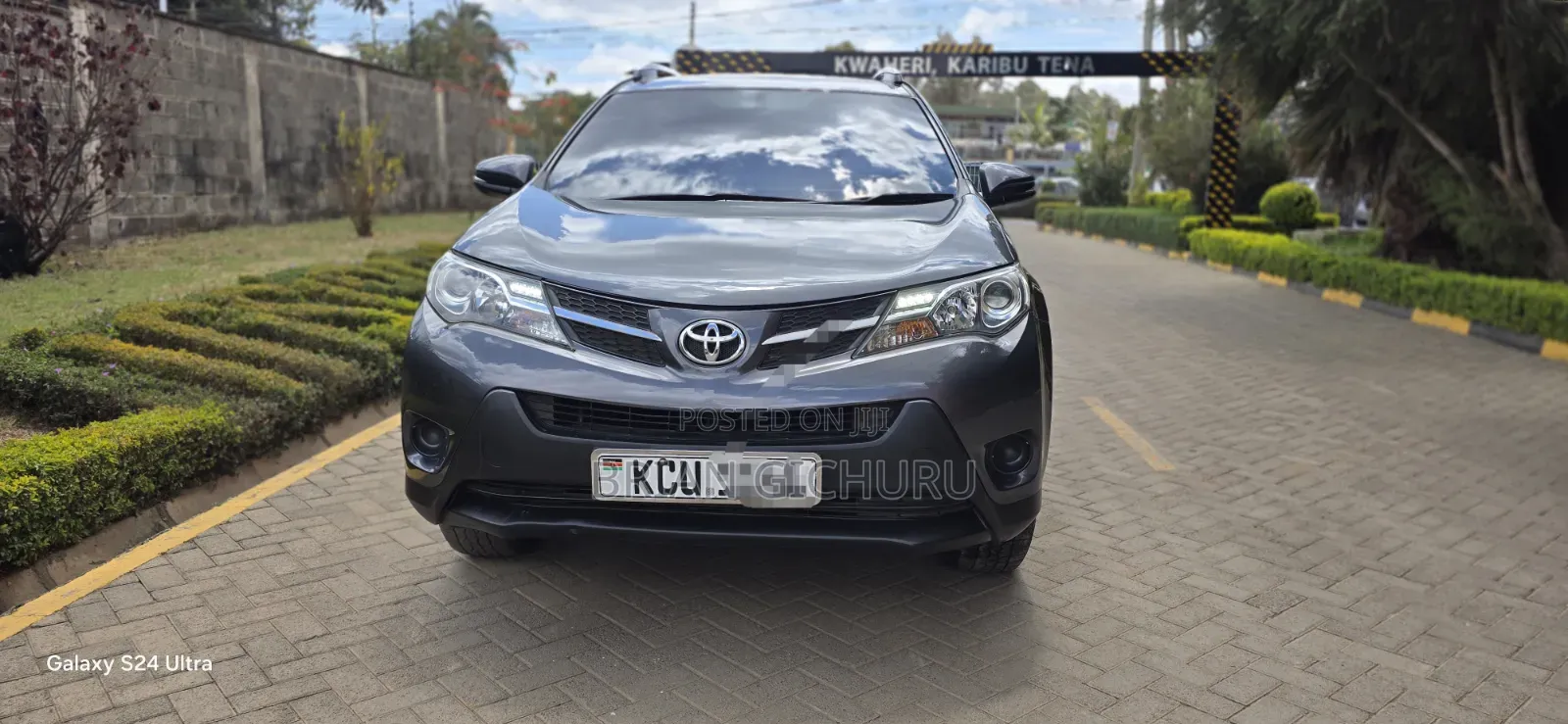Toyota RAV4 2015 Gray