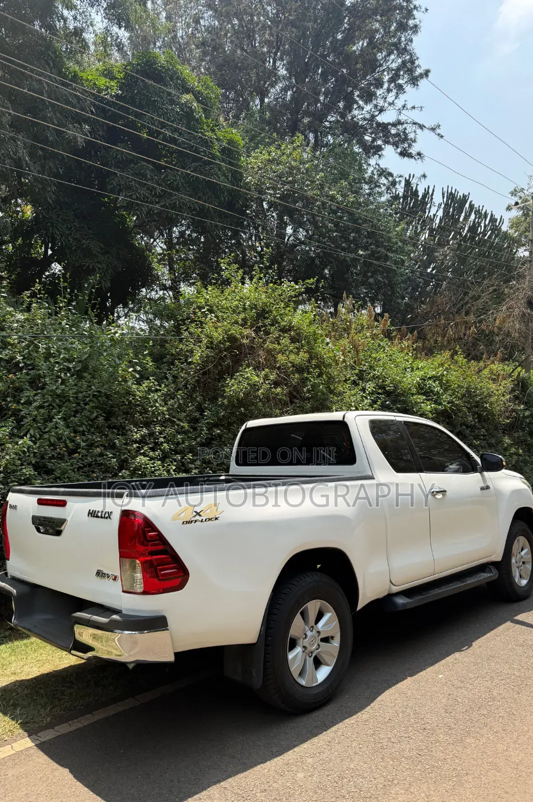 Toyota Hilux 2017 White