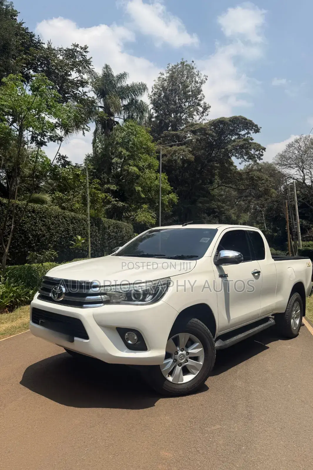 Toyota Hilux 2017 White