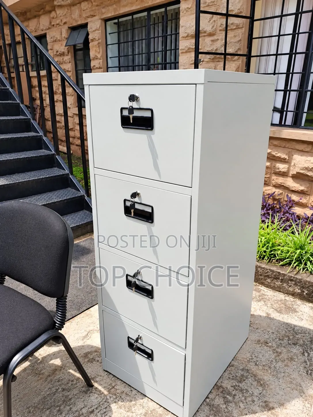 Executive Office Cabinets; 4 - Drawers 4 Key