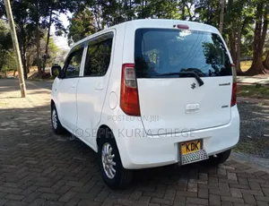 Suzuki Wagon R 2015 White