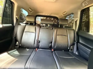 Toyota Land Cruiser Prado 2.8 2017 White