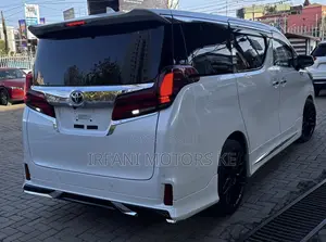 Toyota Alphard 2.5 Petrol FWD 2019 White