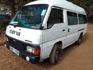 Nissan Caravan (Urvan) 2007 White