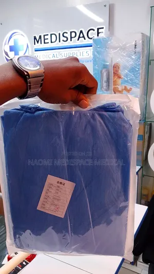 Protective Quality Isolation Gown