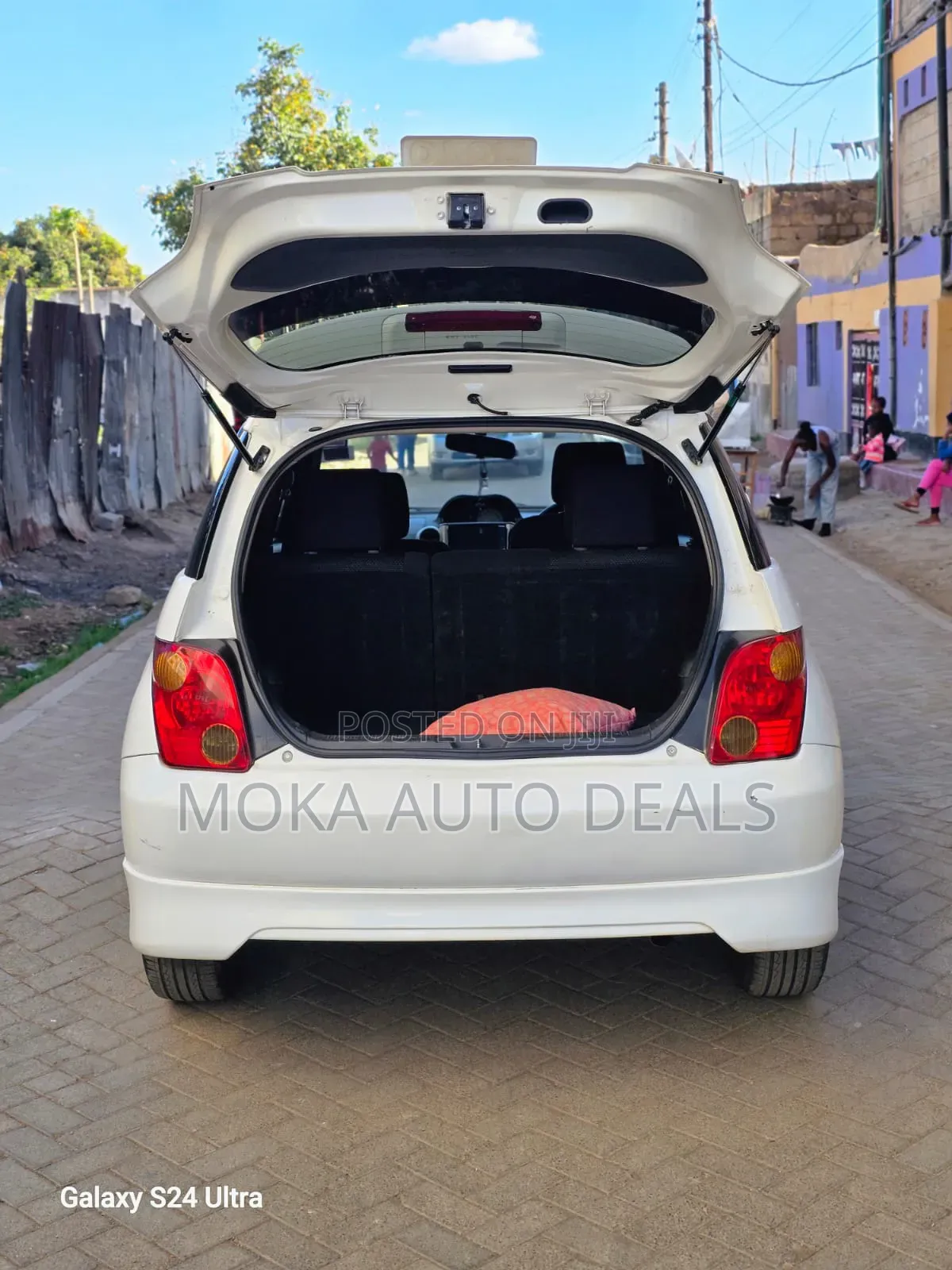 Toyota IST 2005 White