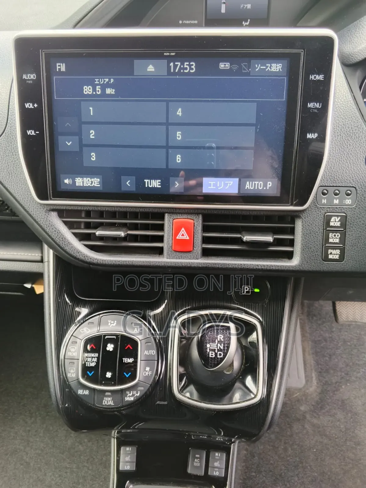 Toyota Esquire 2019 White