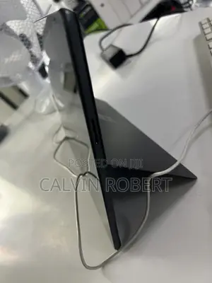 Laptop Microsoft Surface Pro 11th Edition, a Copilot+ PC 16GB SSD 512GB