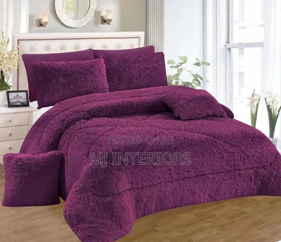 Premium Fluffy Duvet 6×7 – Warm, Soft Comfortable