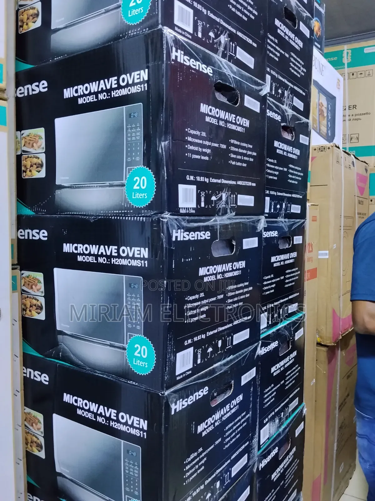 Hisense 20 Litres Digital Microwave Silver