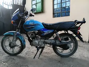 TVS HLX Plus ES 2017 Blue