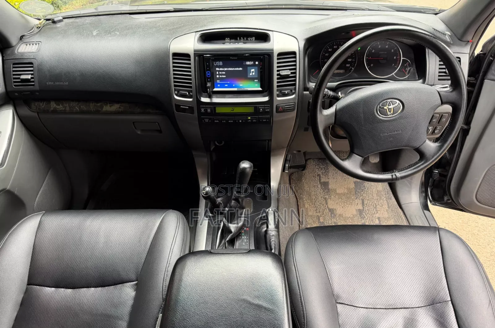 Toyota Land Cruiser 2008 Black