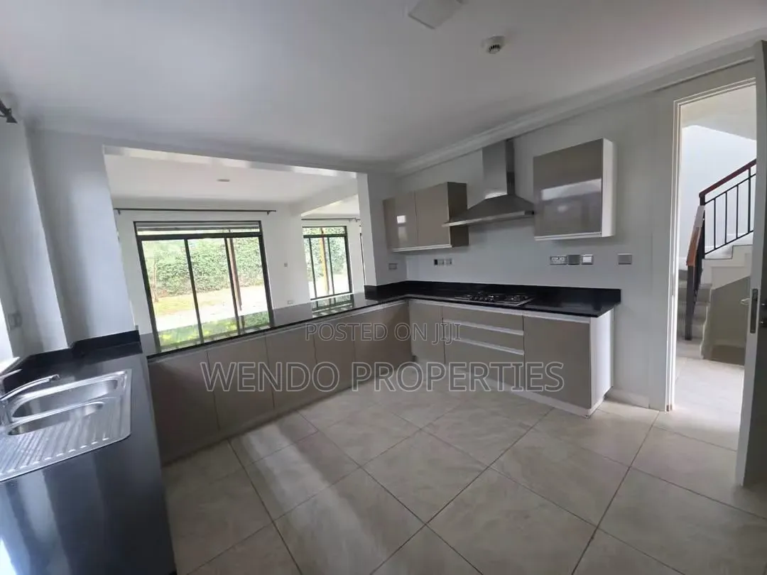4bdrm Villa in Runda for rent